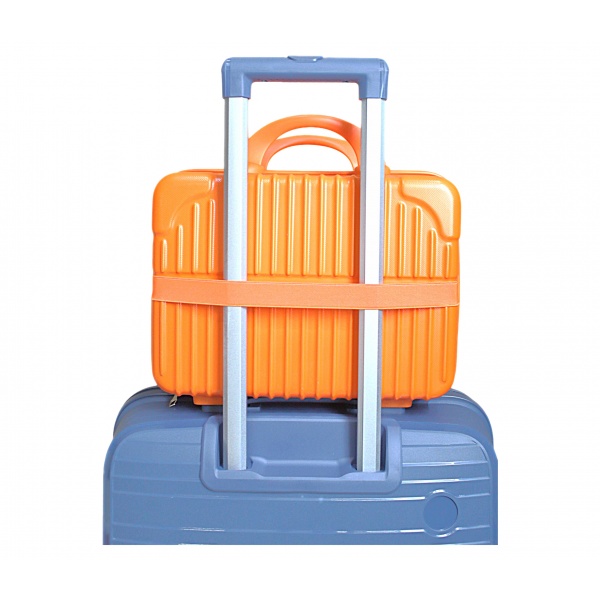 tr26_luggage